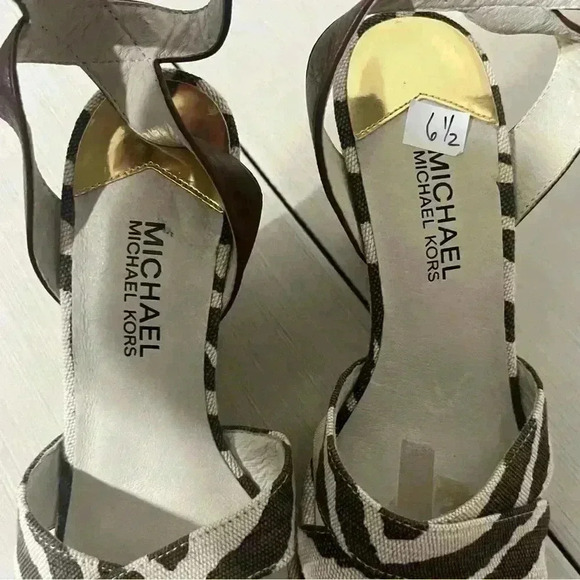 Michael Kors Kami Ankle Strap Wedges Size 6.5 Like New - Picture 10 of 12